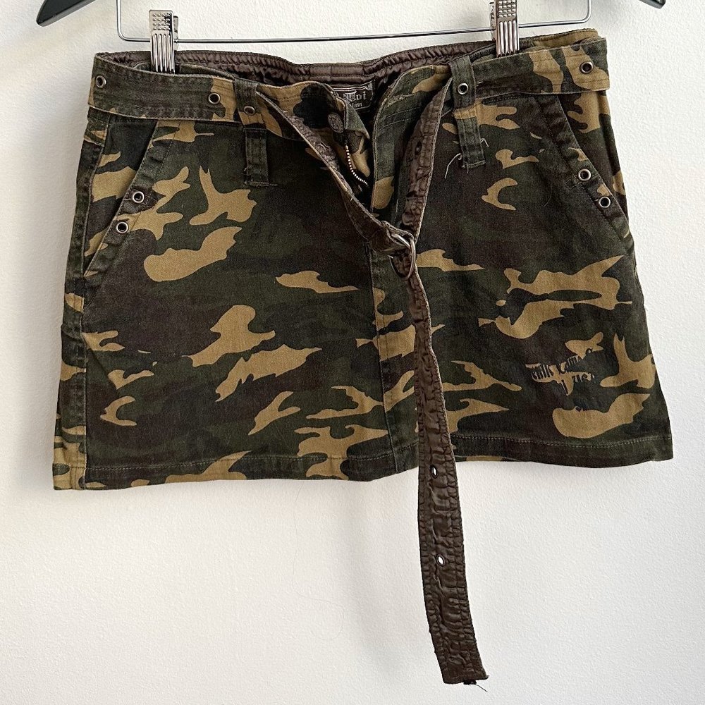 C’est Toi | Green Camouflage Denim Mini Skirt With Belt